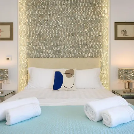 K&k Corfu Beach Villas فيلة